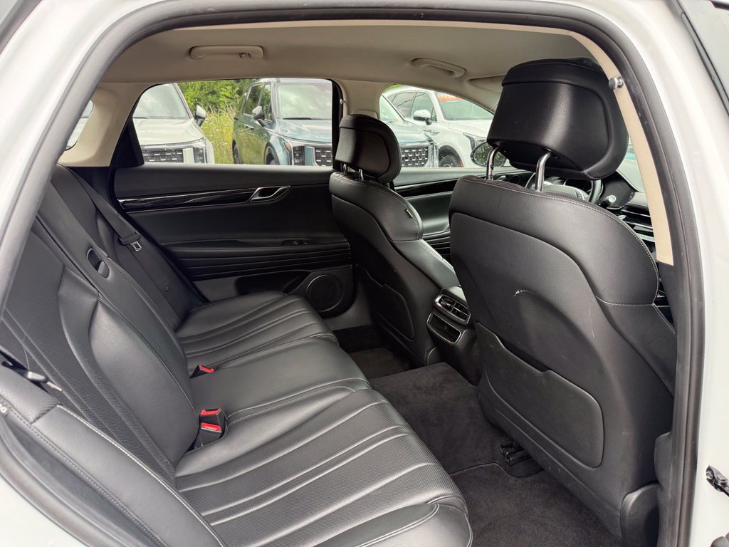 Used 2021 Genesis G80 2.5T AWD/4WD image 16