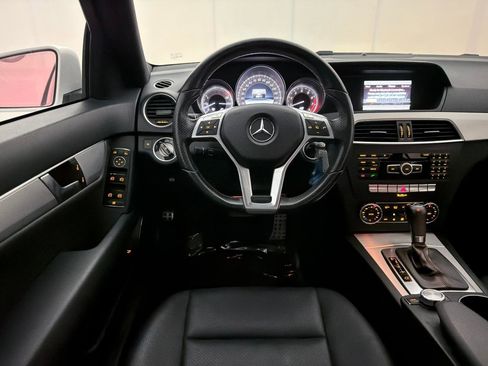 Used 2014 Mercedes-Benz C 250 Sedan image 30