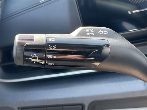 New 2026 Kia Carnival EX image 32