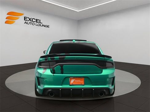 Used 2022 Dodge Charger Scat Pack image 4
