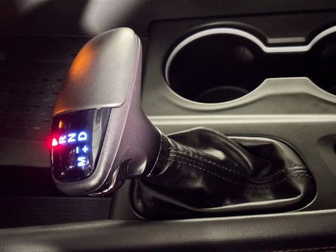 Used 2025 Dodge Durango GT image 18