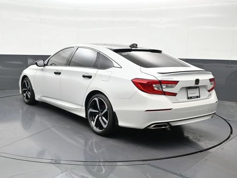 Used 2022 Honda Accord Sport image 3