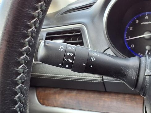 Used 2018 Subaru Outback 2.5i Limited image 14