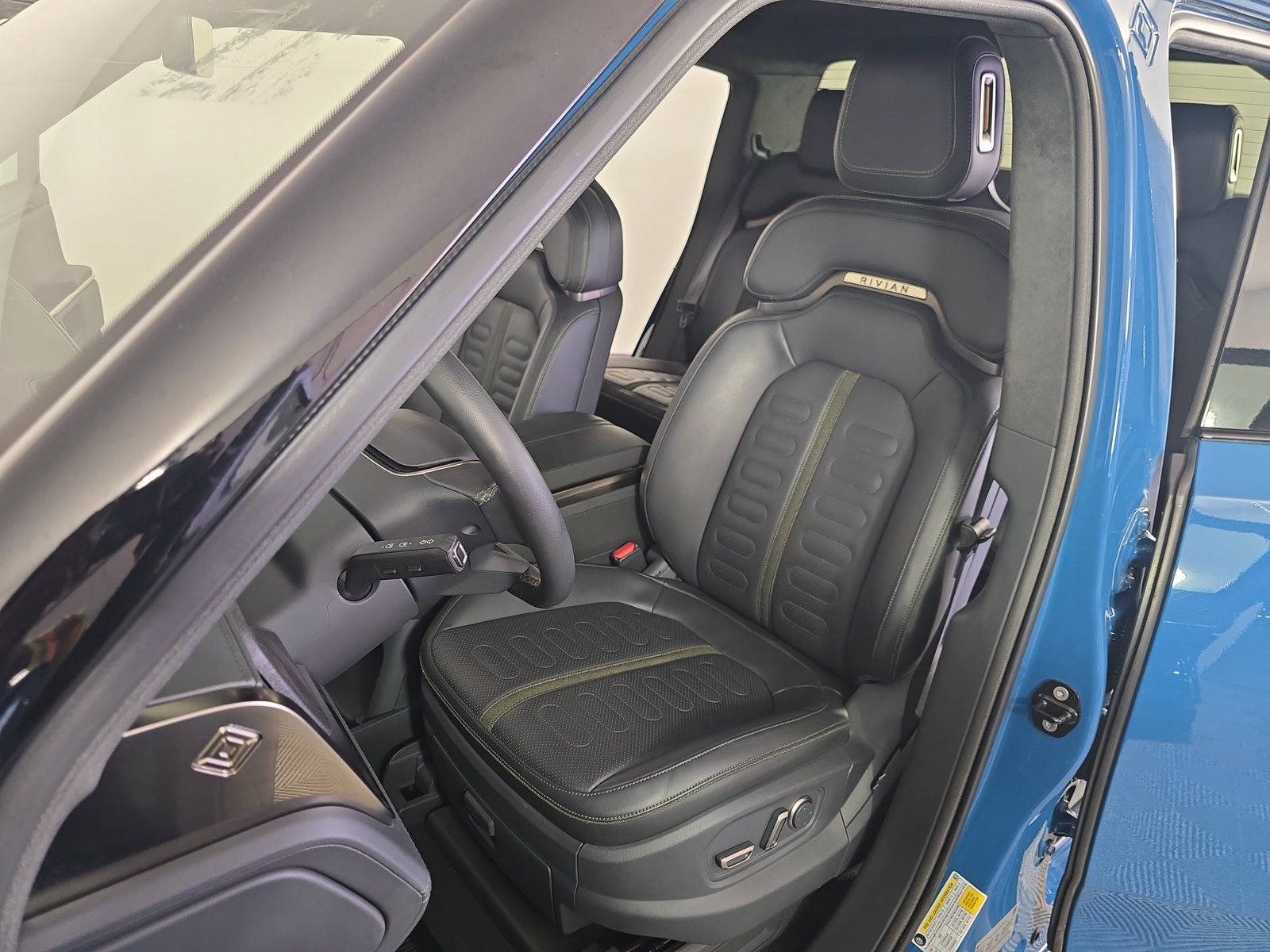 Used 2022 Rivian R1T Launch Edition AWD/4WD image 20