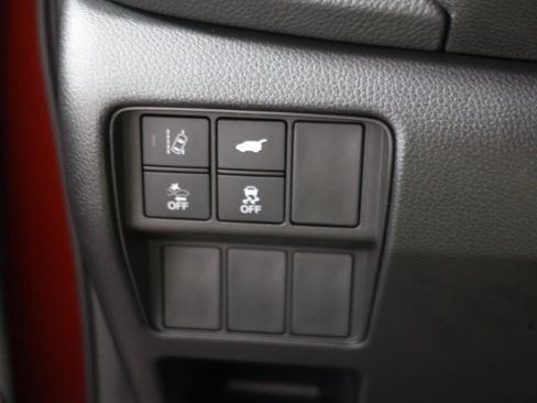 Used 2018 Honda CR-V Touring image 21