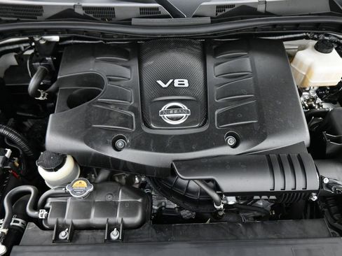 Used 2024 Nissan Armada Platinum w/ Captain's Chairs Package RWD image 24