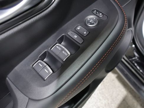 Used 2026 Honda HR-V Sport image 14