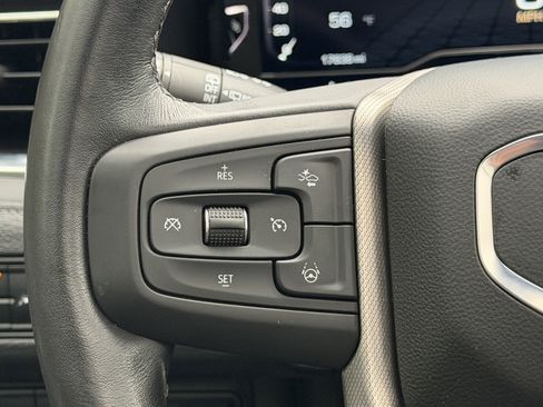 Used 2024 GMC Yukon XL Denali w/ Advanced Technology Package image 42