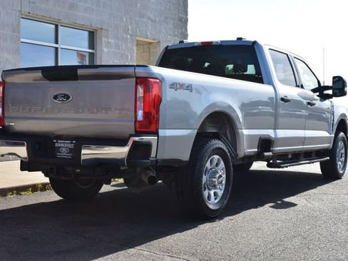 Used 2024 Ford F250 XLT AWD/4WD image 13