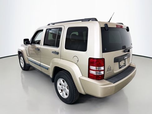 Used 2010 Jeep Liberty Sport w/ Popular Equipment Group image 3