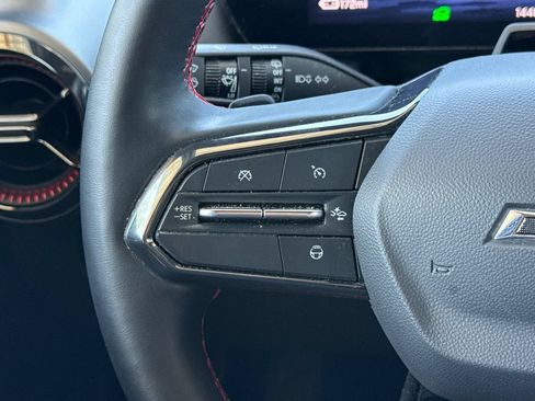 Used 2024 Chevrolet Equinox EV RS FWD image 33