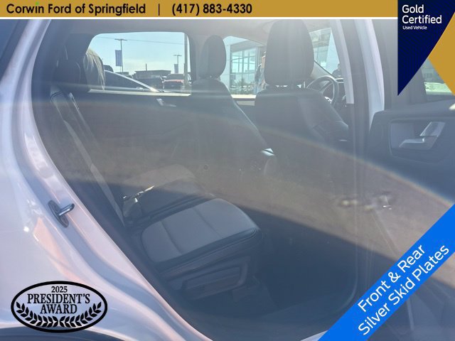 Certified 2022 Ford Escape Titanium w/ Titanium Elite Package AWD/4WD image 17