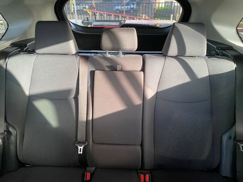 Used 2023 Toyota RAV4 LE AWD/4WD image 18