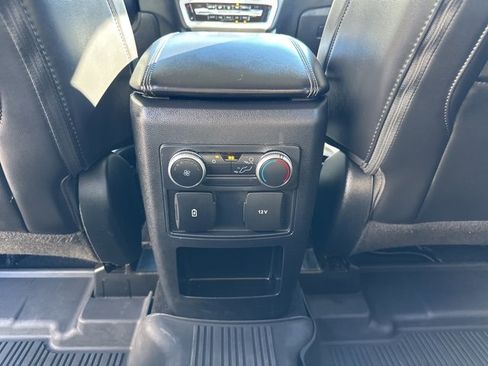 Used 2021 Ford Explorer XLT w/ Equipment Group 202A image 34