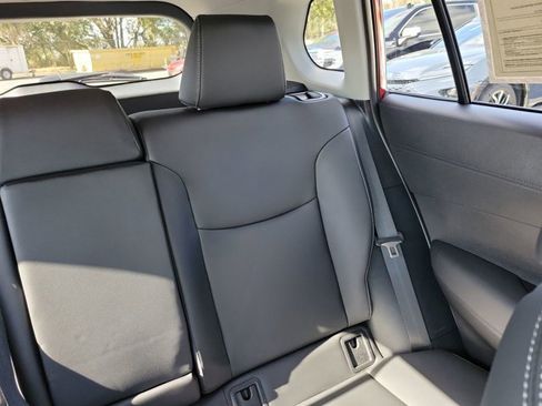 Used 2023 Toyota Corolla Cross XLE image 6