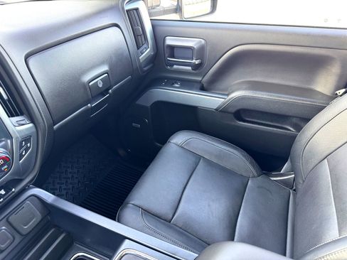 Used 2019 Chevrolet Silverado 2500 LTZ w/ Duramax Plus Package image 32