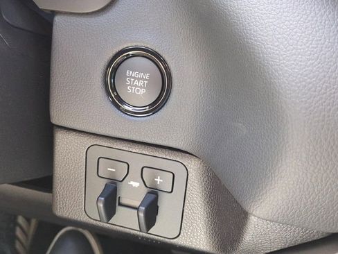 New 2026 Toyota Tundra Limited AWD/4WD image 32