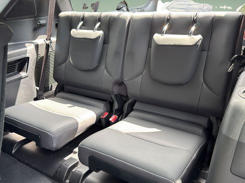 Used 2023 Lexus GX 460 Premium AWD/4WD image 18