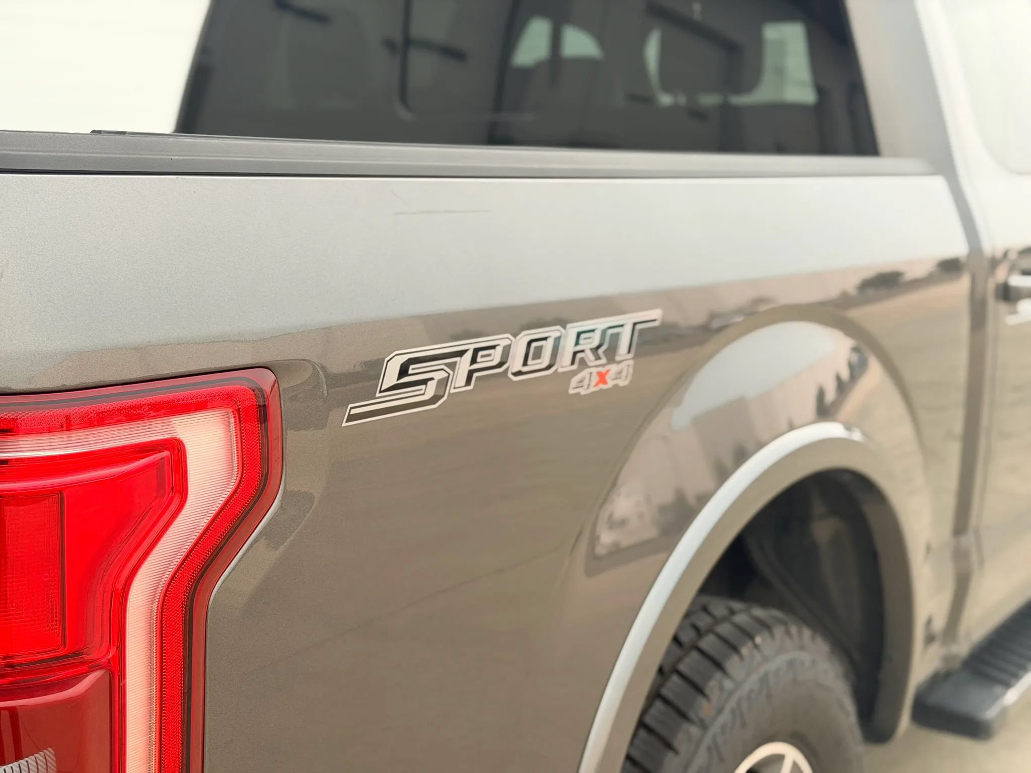 Used 2017 Ford F150 Lariat AWD/4WD image 34