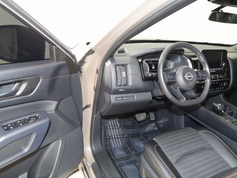 Used 2024 Nissan Pathfinder Rock Creek image 48