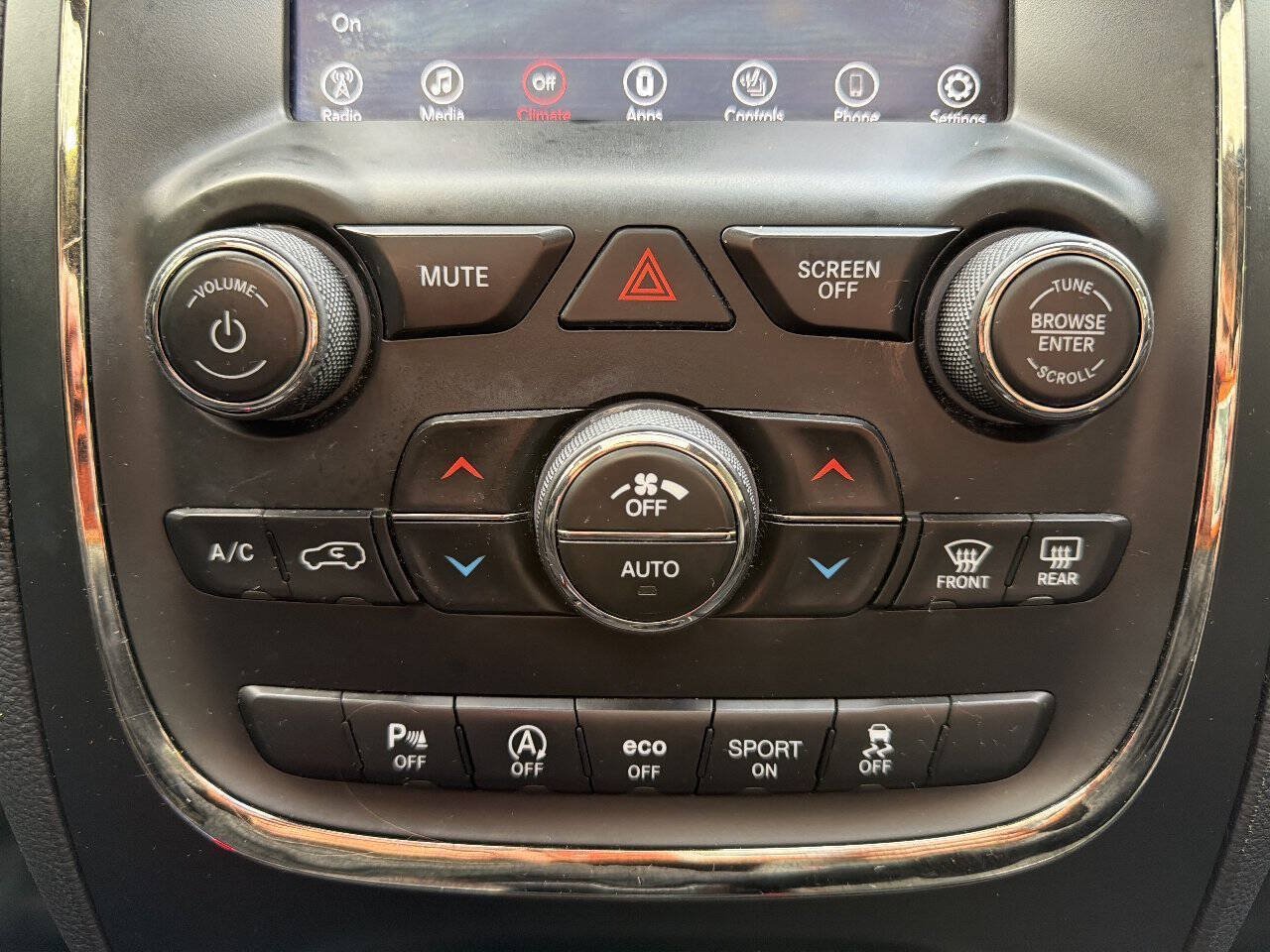 Used 2018 Dodge Durango GT AWD/4WD image 29