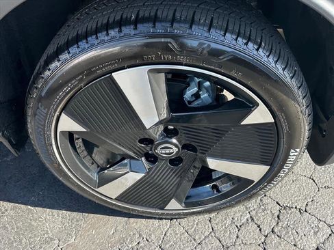 Used 2025 Nissan Kicks SR image 21