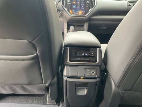 Certified 2024 Subaru Ascent Onyx Edition image 23