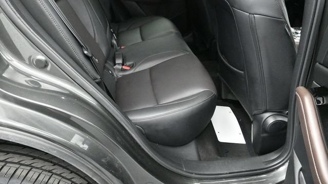 Used 2021 MAZDA CX-30 AWD 2.5 S w/ Premium Package image 13