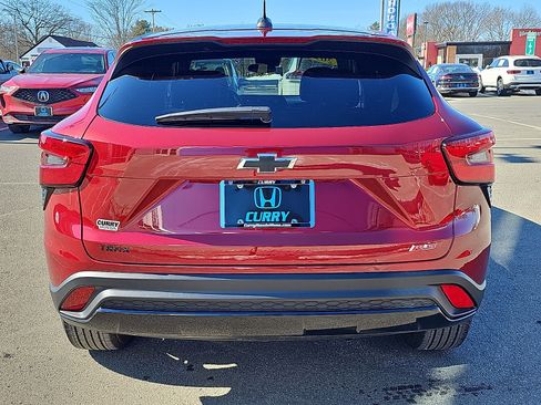 Used 2024 Chevrolet Trax RS image 5