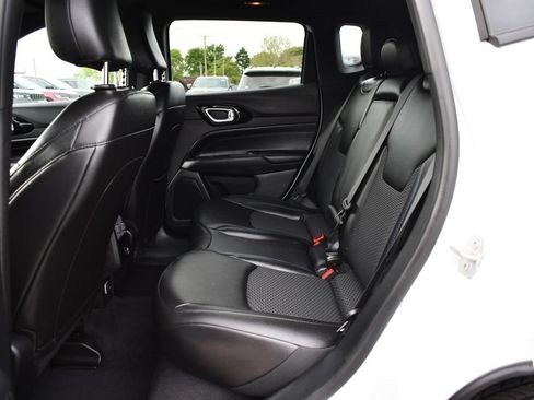 New 2026 Jeep Compass Latitude AWD/4WD image 8