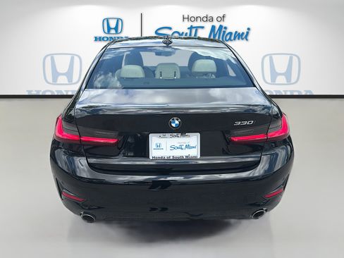 Used 2022 BMW 330i Sedan w/ Driving Assistance Package RWD image 6