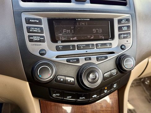 Used 2006 Honda Accord EX image 25