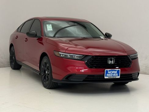 New 2025 Honda Accord SE image 3