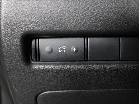 Certified 2021 Nissan Rogue S FWD image 24
