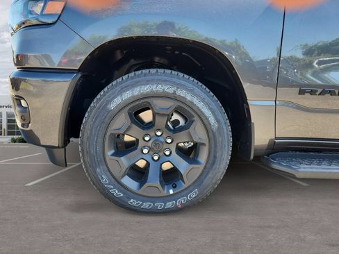New 2026 RAM 1500 Express AWD/4WD image 10