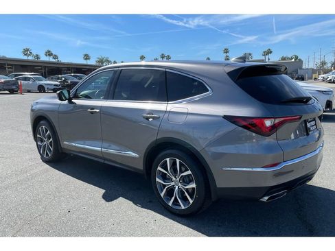 Certified 2023 Acura MDX w/Technology Package image 3
