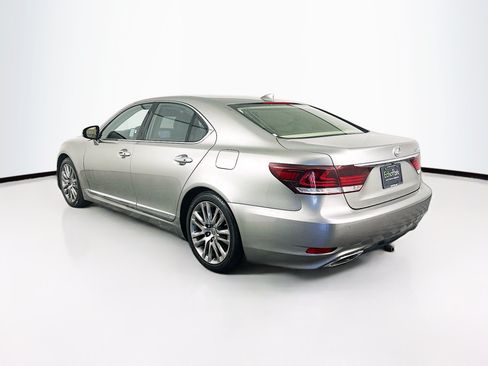 Used 2017 Lexus LS 460 w/ Ultra Luxury Package RWD image 5