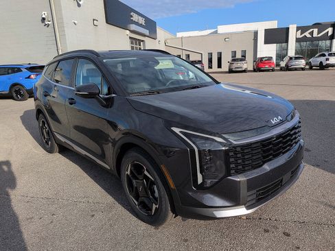 New 2026 Kia Sportage EX image 1
