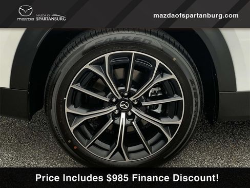 Used 2025 MAZDA CX-70 Plug-In Hybrid w/ Premium Plus image 7