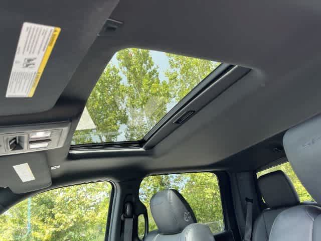 Used 2018 RAM 1500 Sport w/ Hydro Blue Sport Package AWD/4WD image 16
