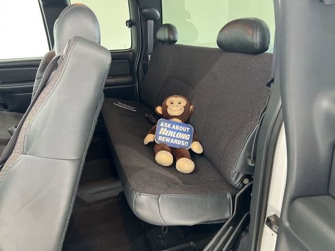 Used 2000 Chevrolet Silverado 2500 Work Truck w/ Firm Ride Suspension Pkg image 20