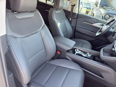 New 2026 Ford Explorer Active w/ Active Comfort Package image 46