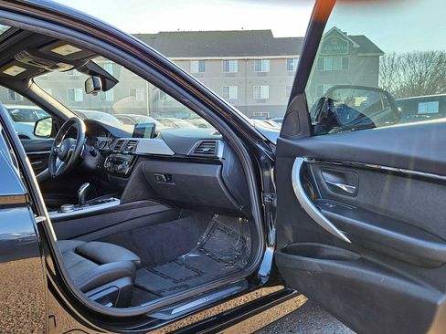 Used 2017 BMW 328d xDrive Sedan image 10