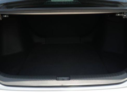 Used 2025 Honda Accord Sport image 8