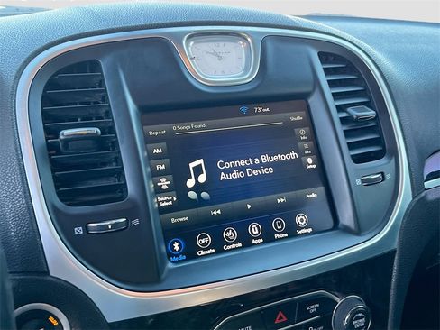 Used 2021 Chrysler 300 Touring L image 14