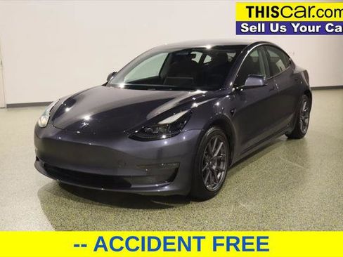 Used 2022 Tesla Model 3 Long Range image 3