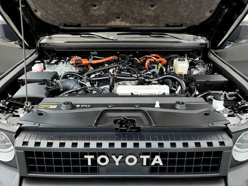 Used 2025 Toyota Land Cruiser 1958 AWD/4WD image 15