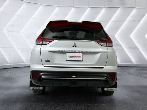 Used 2023 Mitsubishi Eclipse Cross LE AWD/4WD image 5