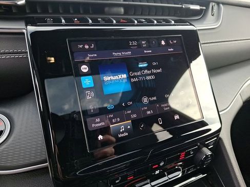 New 2025 Jeep Grand Cherokee L Altitude image 3