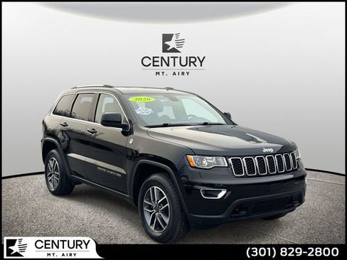 Used 2020 Jeep Grand Cherokee Laredo w/ Quick Order Package 2BN North image 1